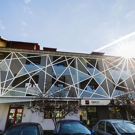 Net Hotel بيتستِ المظهر الخارجي الصورة