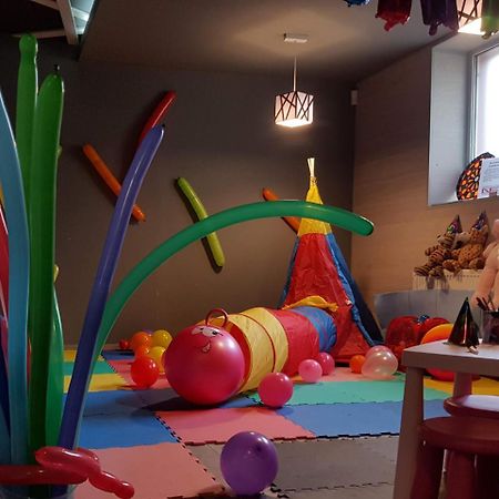Net Hotel بيتستِ المظهر الخارجي الصورة