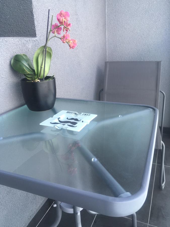 Net Hotel بيتستِ المظهر الخارجي الصورة