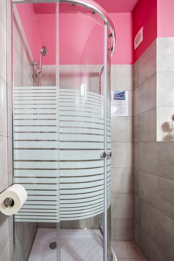 Net Hotel بيتستِ المظهر الخارجي الصورة