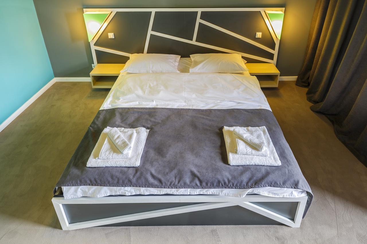 Net Hotel بيتستِ المظهر الخارجي الصورة