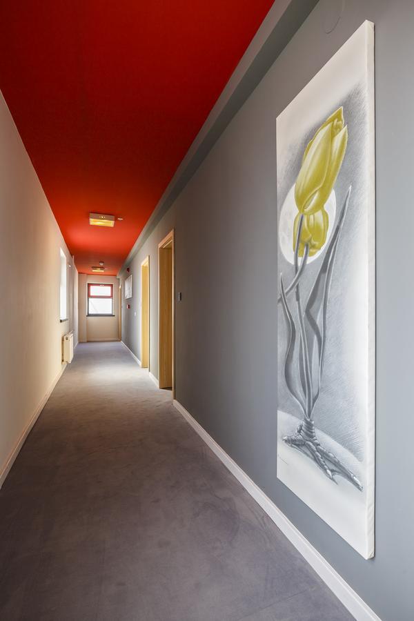 Net Hotel بيتستِ المظهر الخارجي الصورة