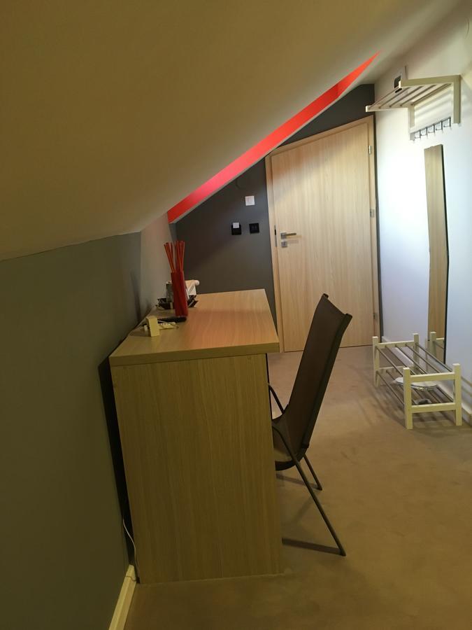 Net Hotel بيتستِ المظهر الخارجي الصورة
